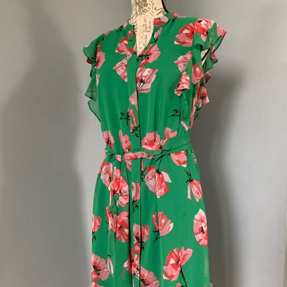 Who What Wear | Dresses | Who What Wear Green Floral Dress Xs | Poshmark